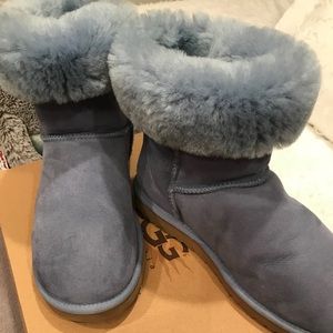 Worn once baby blue UGG Classic Boots